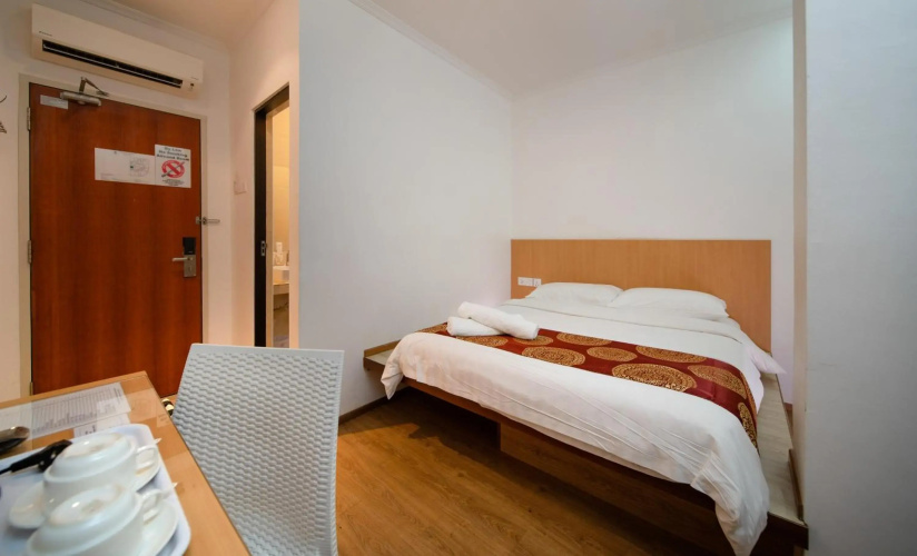 1 Million Hotel