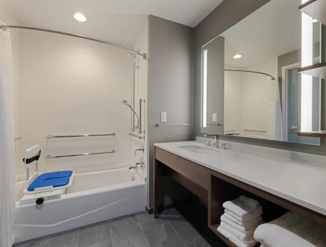 2 Bedrooms Double Suite