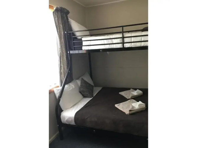 Forest Peak Motel