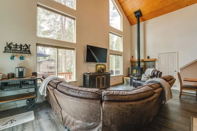3 Bedrooms Cottage