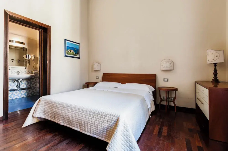 Grimaldi 8 Apartment by Wonderful Italy