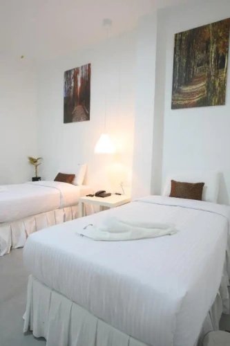 Premier Twin room