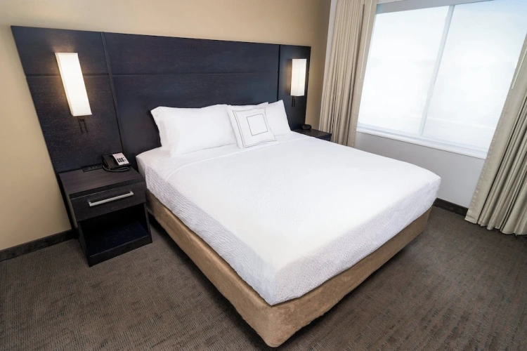 2 Bedrooms Double Suite