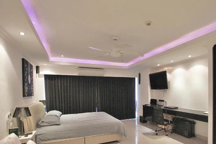 View Talay 6 Central Apartment
