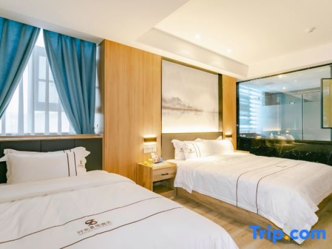 Standard Twin Family room