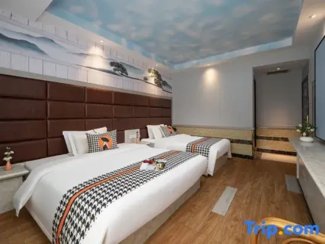 Deluxe Family room