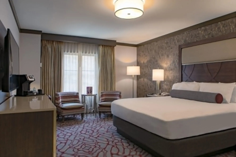 Horseshoe Black Hawk - A Caesars Rewards Destination