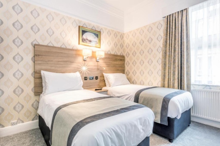 Superior Twin room