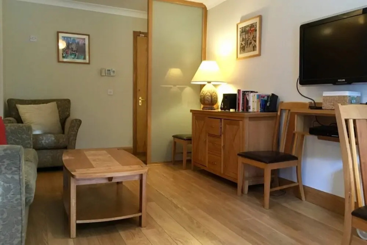 1 Bedroom Apartment In Ballsbridge