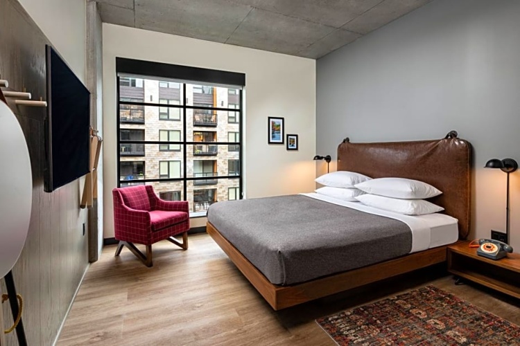 Standard Single Penthouse room