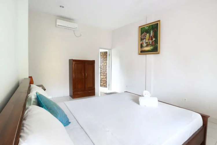 Oka Kartini Bungalows