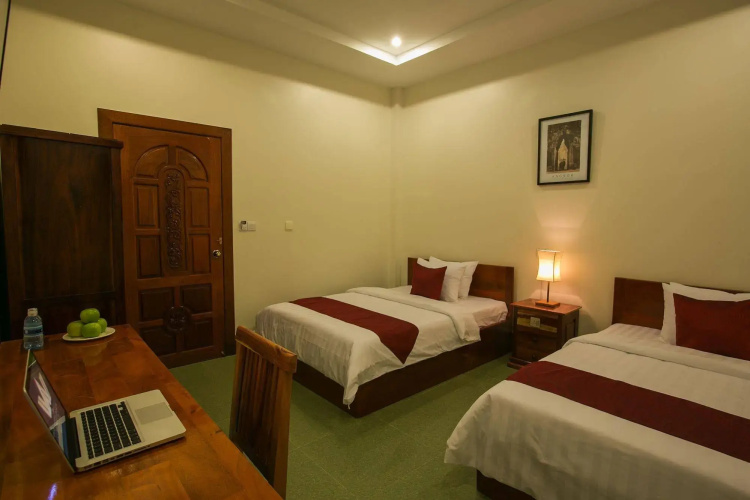 Friendly Angkor Boutique