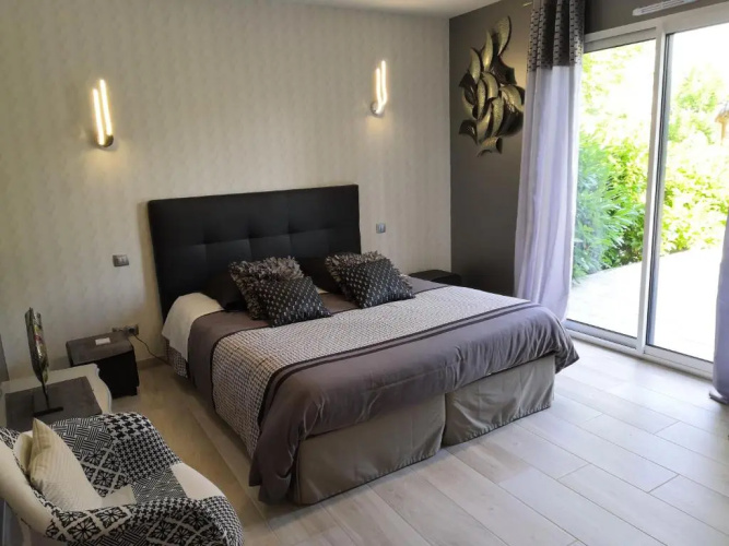 La Villa le 29