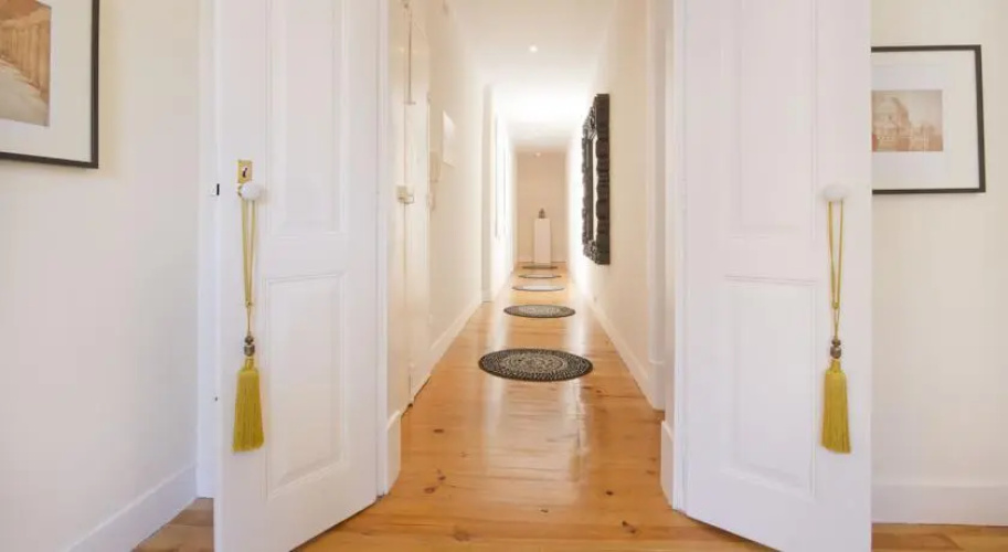 Lisbon Glow Apartment