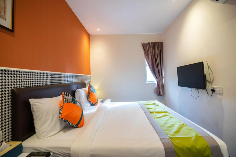 Link Hotel