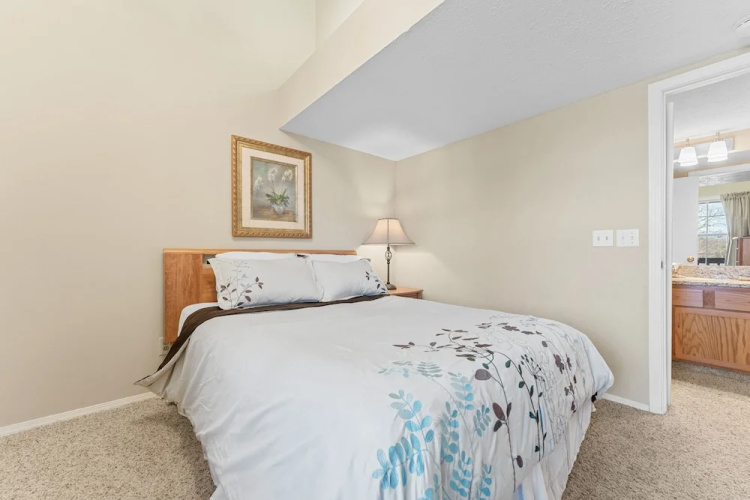 Dreamers Delight 2 Bedroom Condo by RedAwning