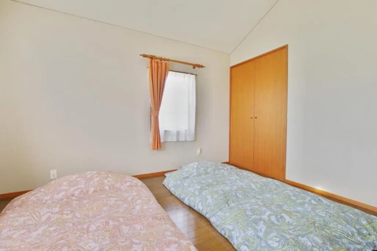 2 Bedrooms Cottage