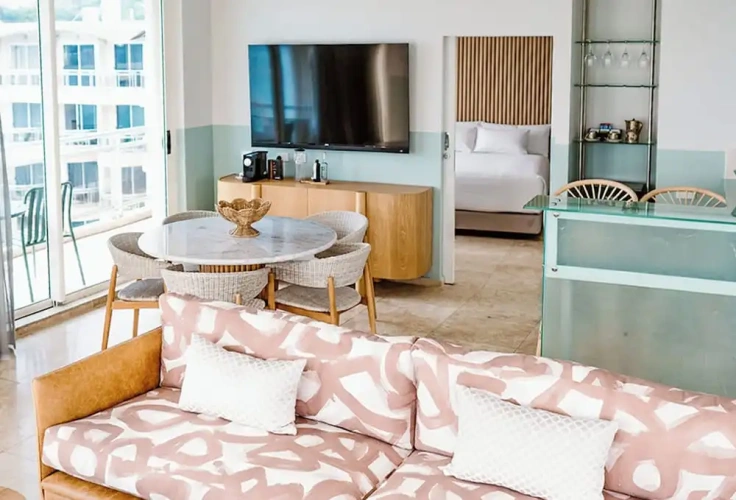 Penthouse Suite with balcony