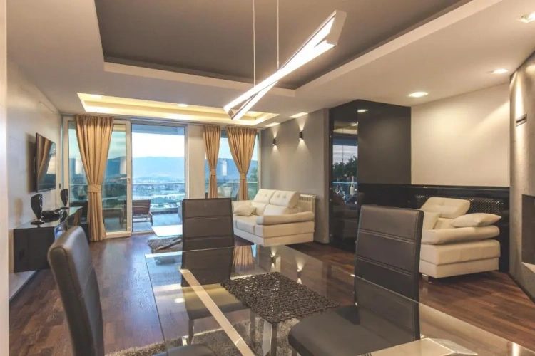 Apartment with balcony
