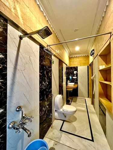Luxury Suite