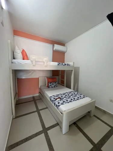 Standard room with courtyard view