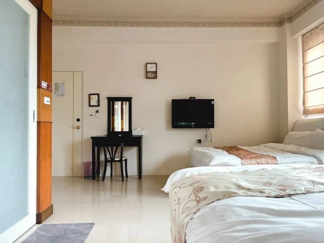 Standard Quadruple Family room with balcony