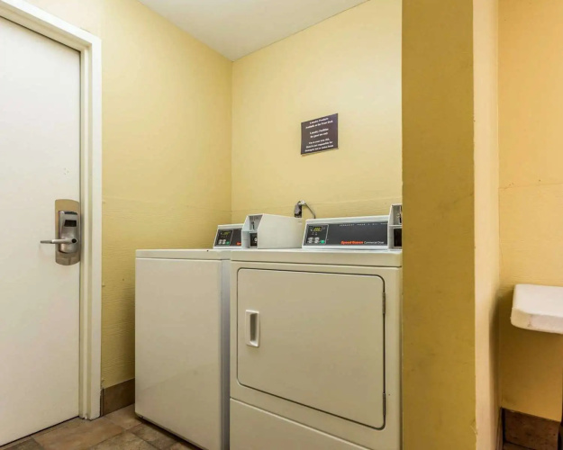 Clarion Inn Mt. Pleasant - Charleston photo 24