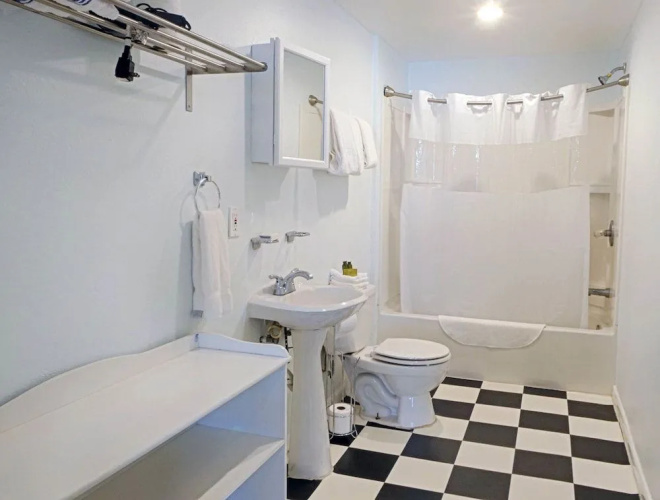 Sabal Palms Inn