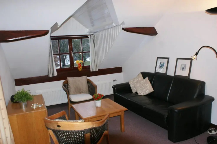 Peaceful Nature Stay in Bohon
