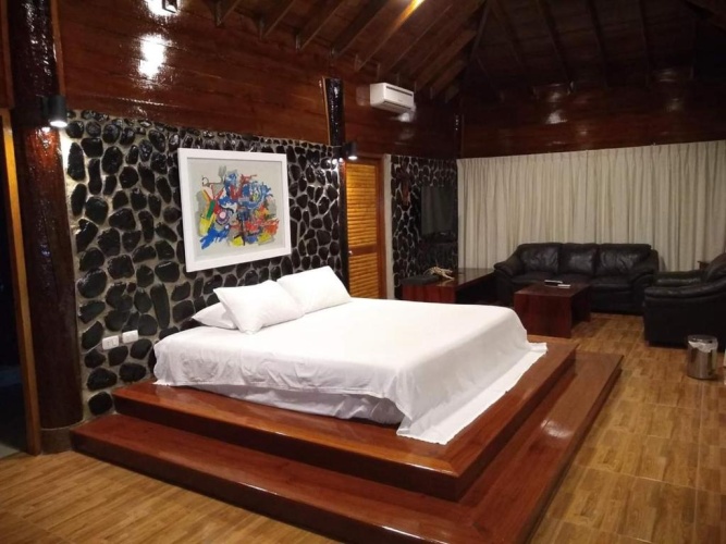 Deluxe Bungalow