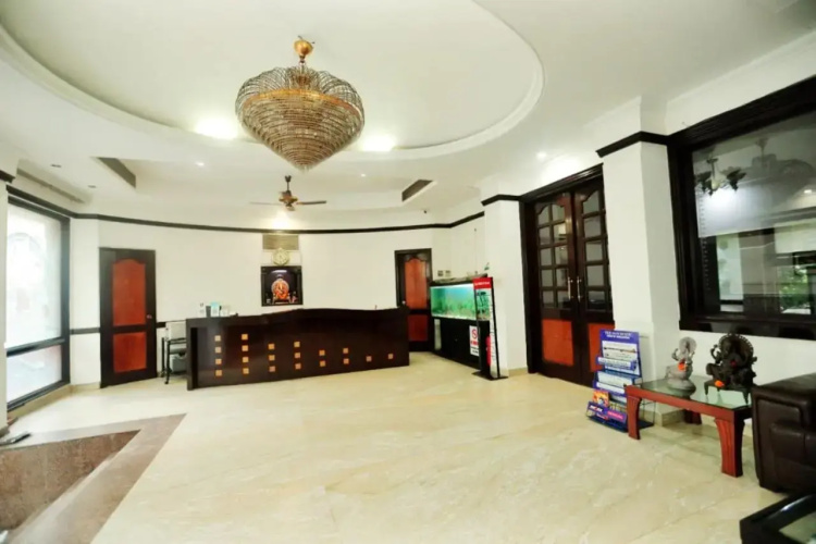 Hotel Panickers Residency