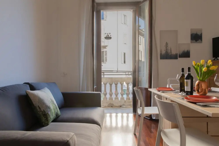 3705 Milan Modern Stay by Barbarhouse