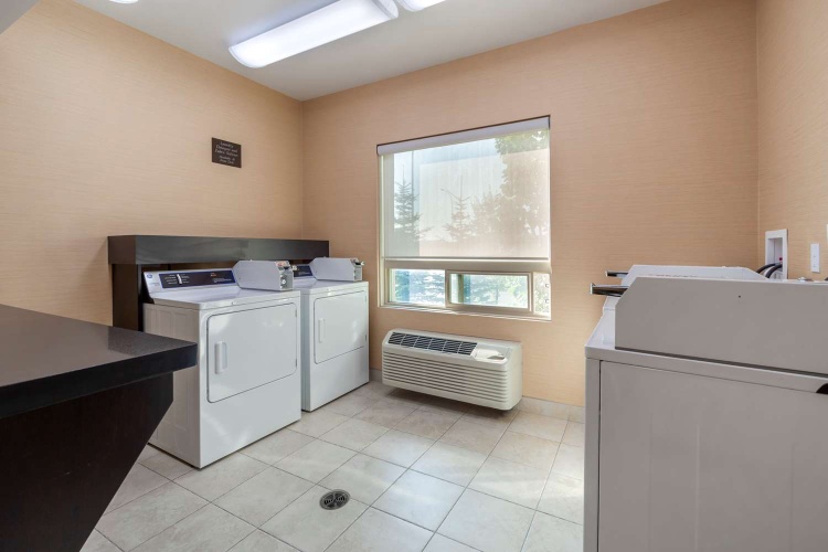 Best Western Plus Sherwood Park Inn & Suites photo 32