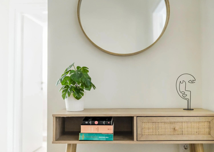 HoneyBee Apartment