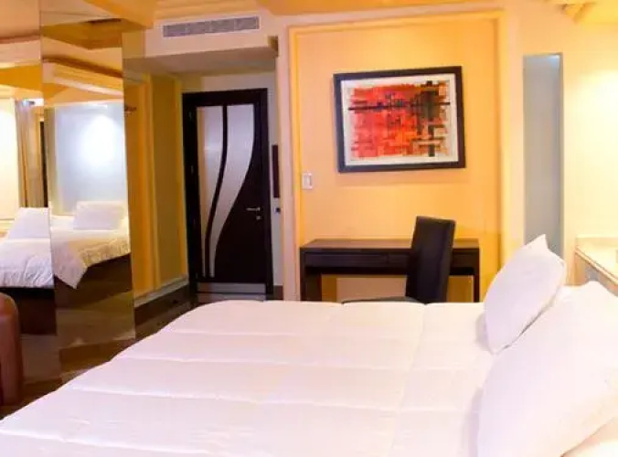 California Suites