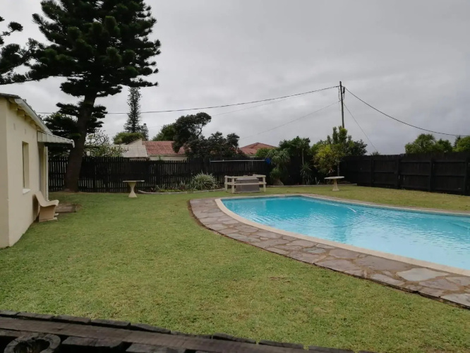 Rockview Holiday Beach Apartment