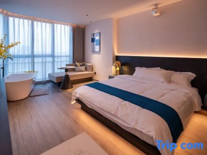 Standard Double room with river view