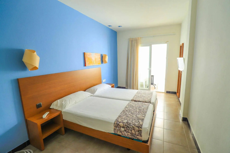 Hotel Es Mitjorn