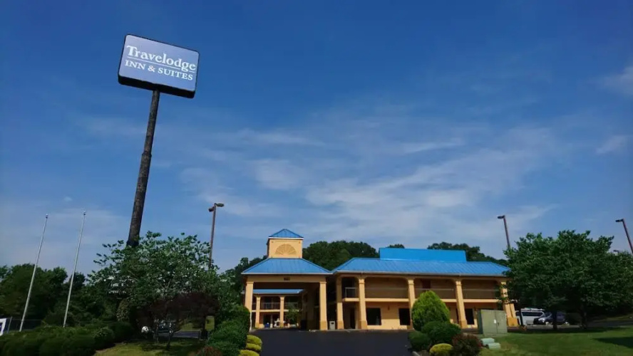Travelodge Knoxville East - Knoxville, TN