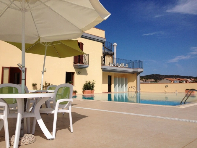2 Bedrooms Apartment with balcony