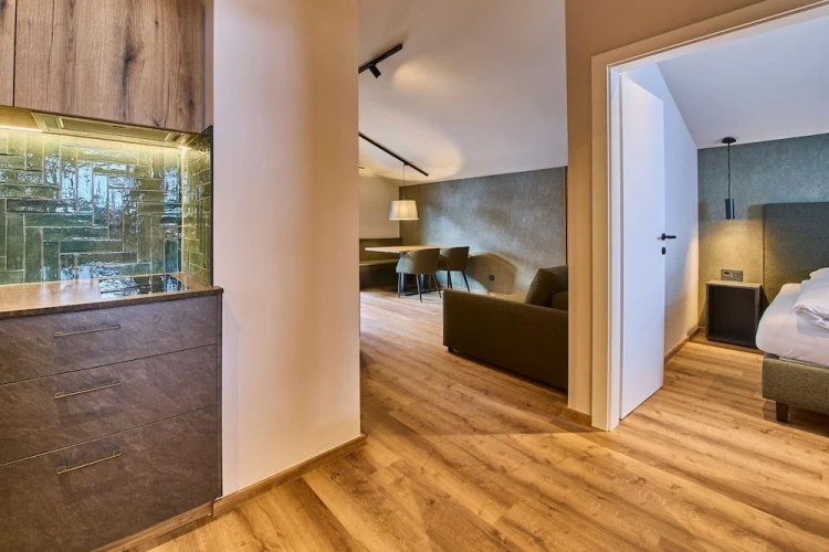 Apartment with balcony and with courtyard view