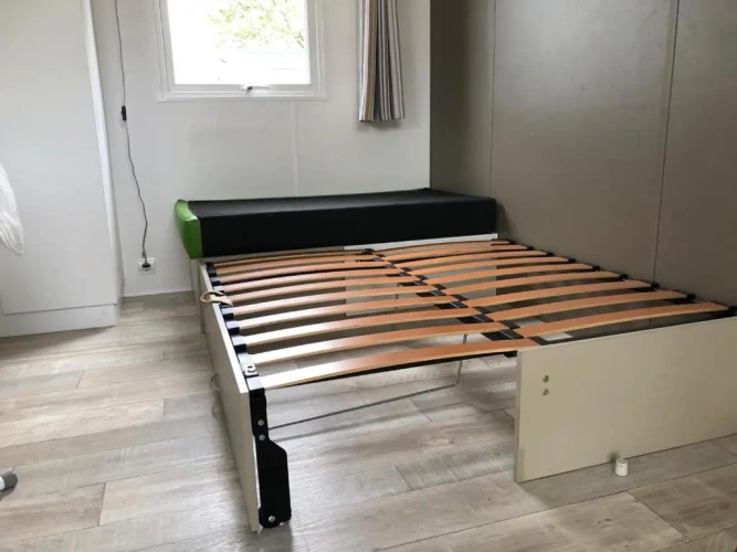 2 Bedrooms Chalet