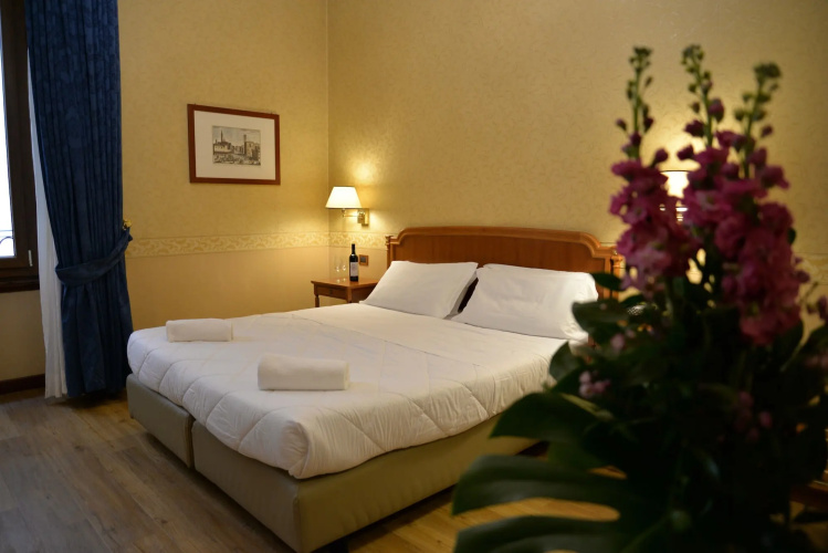 Strozzi Palace photo 10