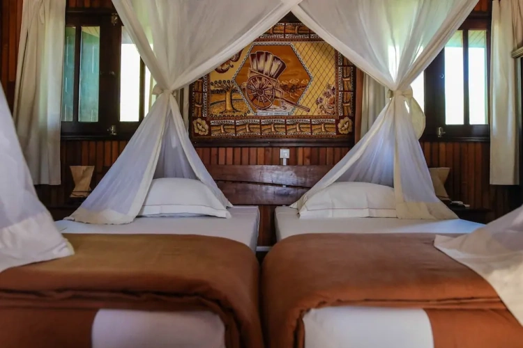 Standard Quadruple room with balcony