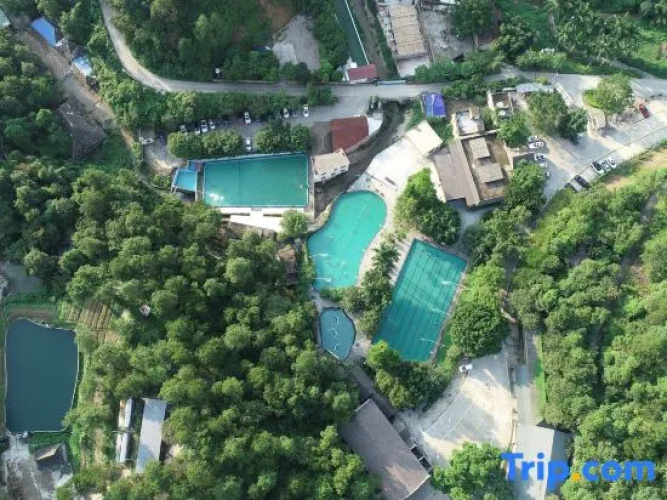 Qingquangu Homestay