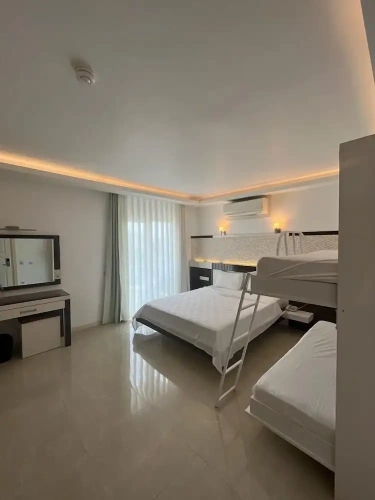 Family room with Side Sea View