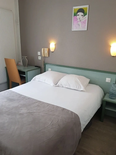 Classic Double room with city view
