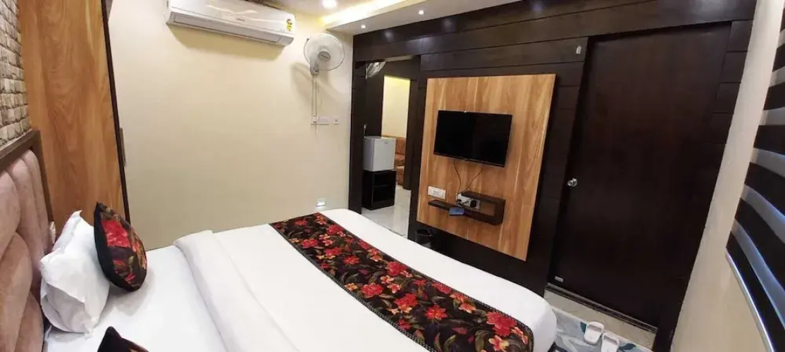 Satyadeep Inn