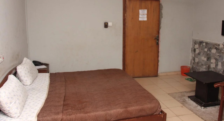 Gayyata Hotel