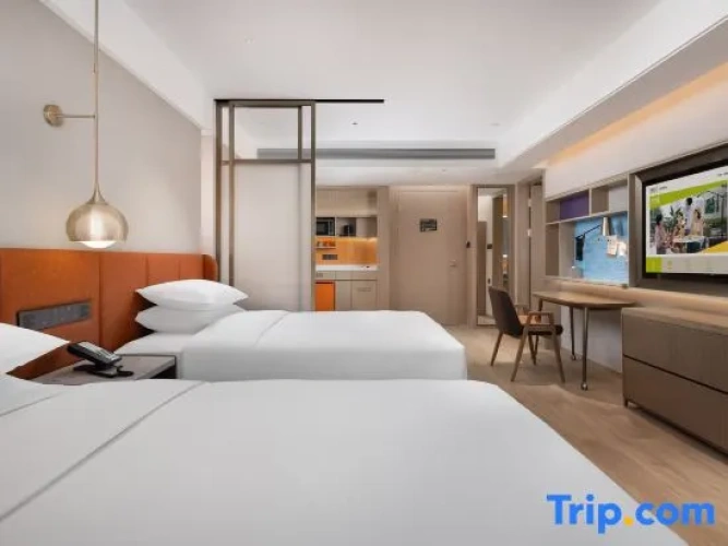 Quadruple Suite